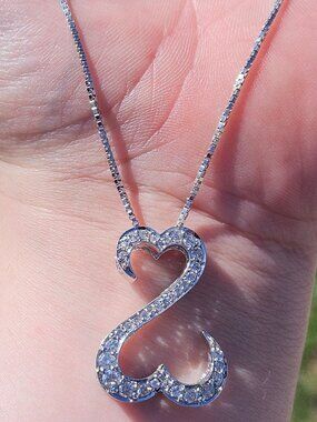 Jane Seymour Open Hearts 14K White Gold Diamond Pendant w Necklace 18 Inches